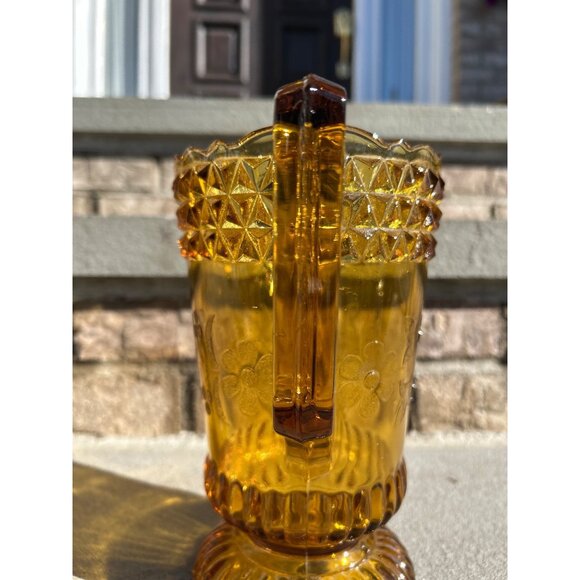 Vintage Early American Pattern Brown Glass Pitcher - Picture 10 of 10